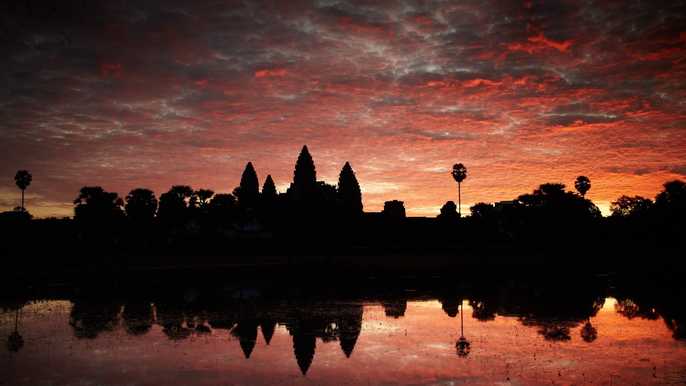 attraction-Siem Reap Weather & Climates Sunrise At Angkor Wat.jpg
